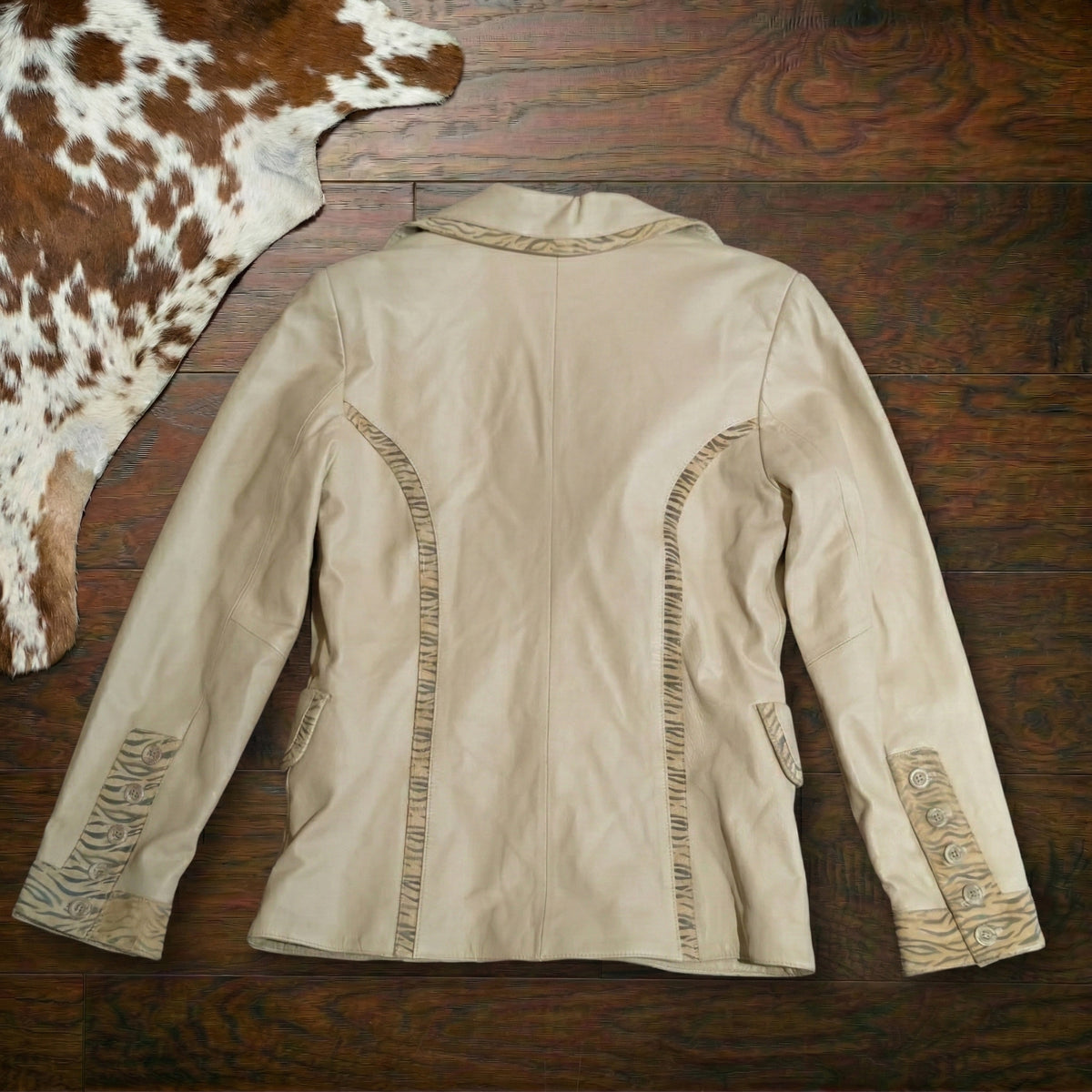 Vintage 1990s Pamela McCoy Leather Tiger Print Trim Jacket Size S