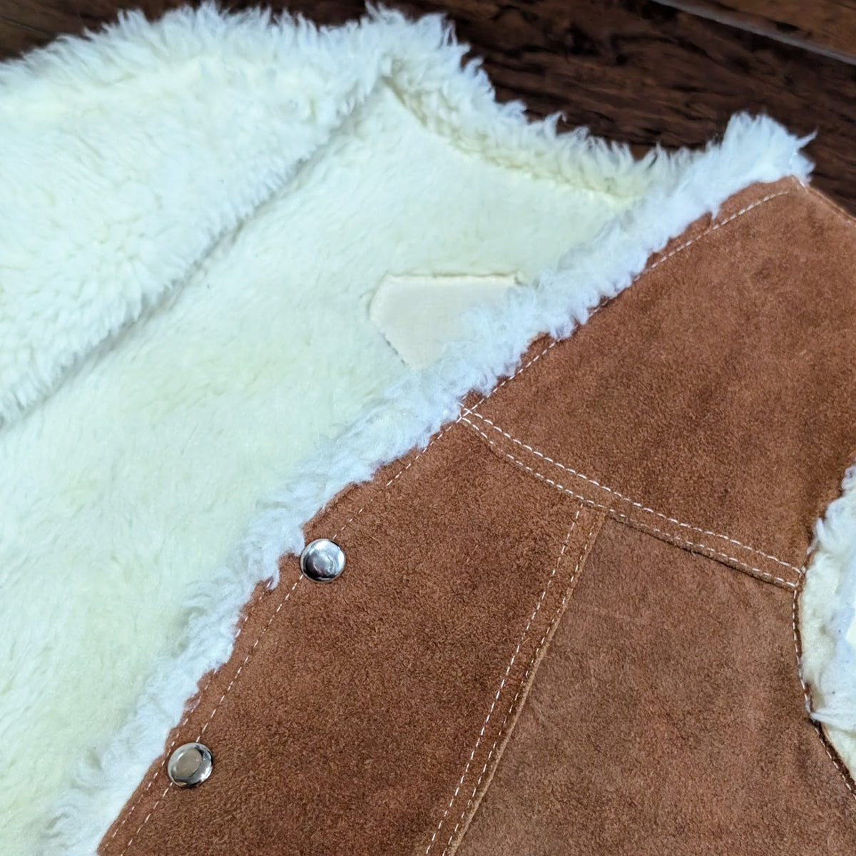 Vintage 1970s Genuine Suede Leather Sherpa Lined Western Vest Size L