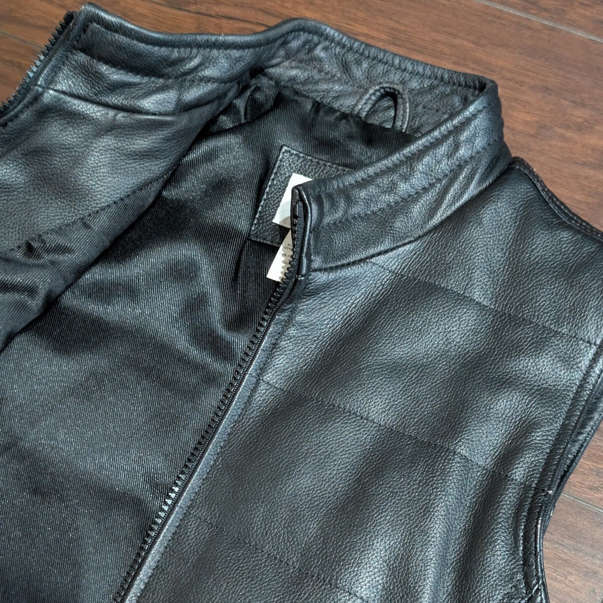 Vintage 1990s Arizona Jean Company Genuine Leather Quilted Vest Size M