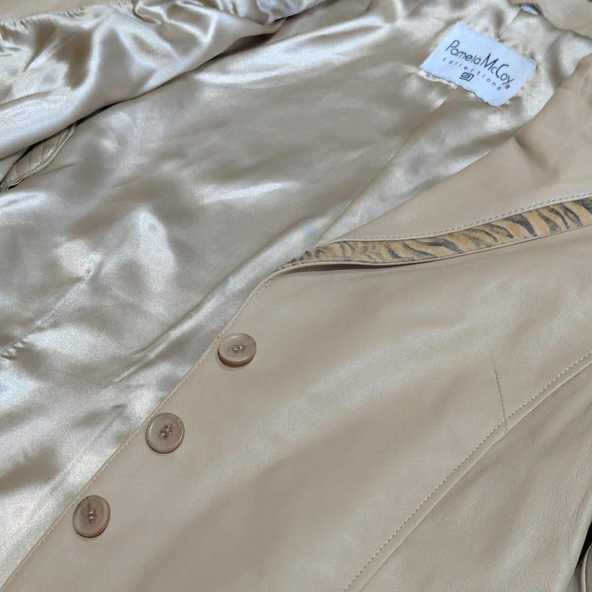 Vintage 1990s Pamela McCoy Leather Tiger Print Trim Jacket Size S
