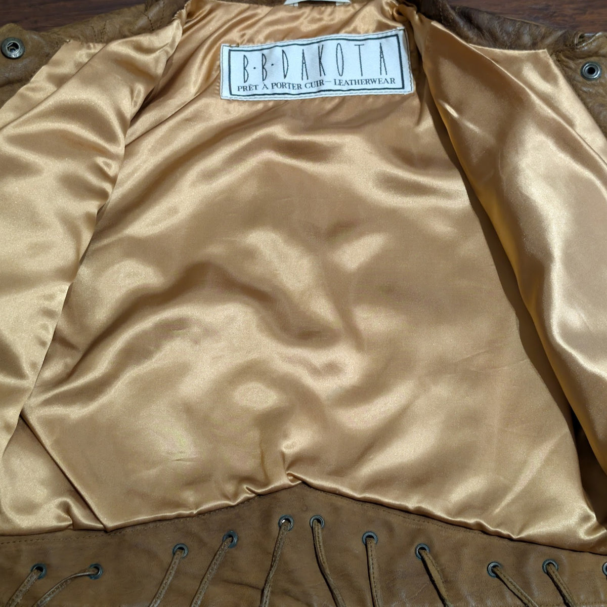 Vintage 1980s B.B. Dakota Cropped Distressed Leather Concho Jacket Size S