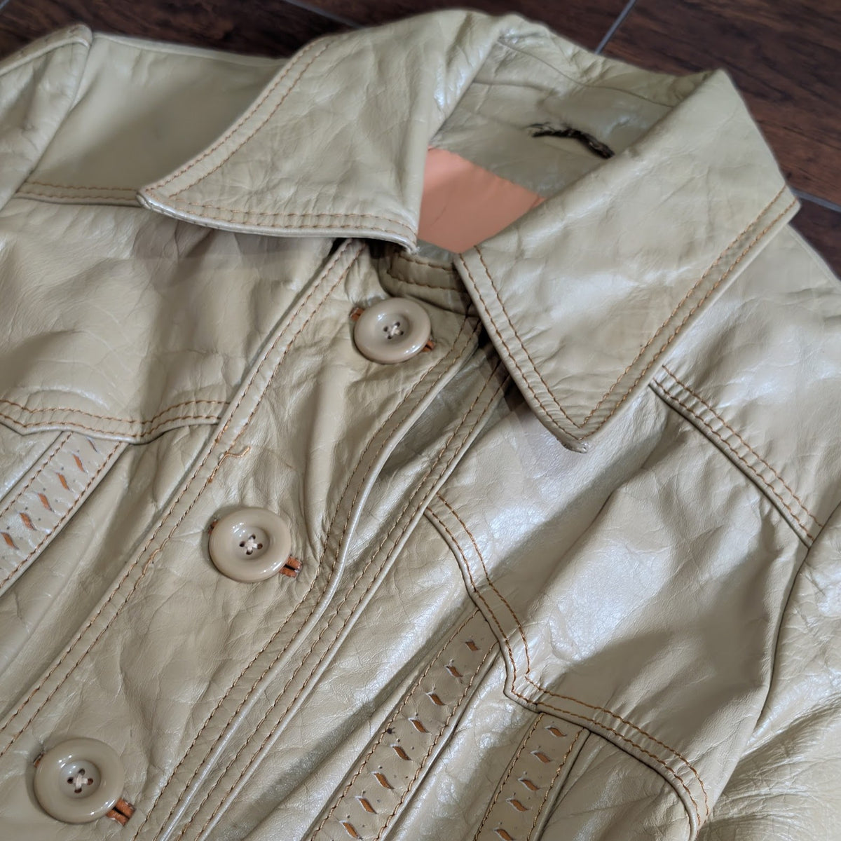 Vintage 1970s NWT Ms Pioneer Deadstock Beige Leather Tie Waist Jacket Size 12 (Fits M)