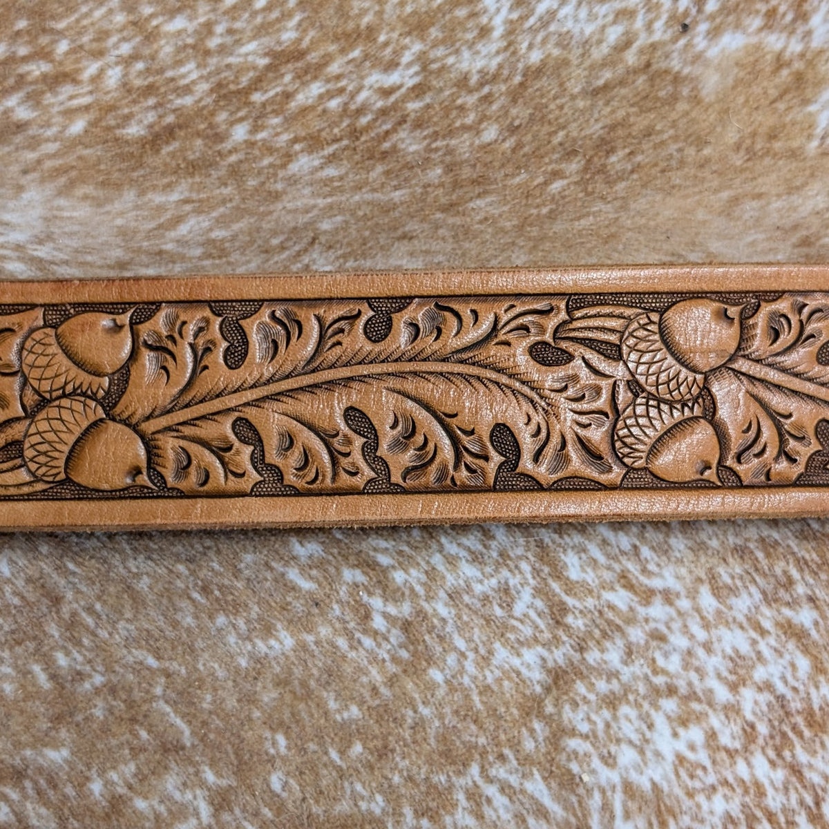 Vintage 1970s Black Eagle Belt Buckle And Tan Tooled Leather Belt Size 36
