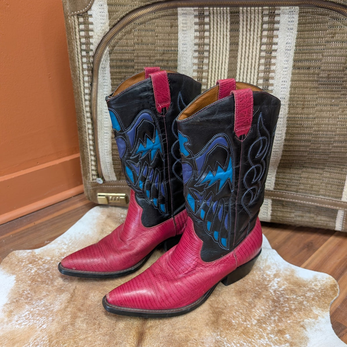 Vintage 1990s Nine West Hot Pink And Black Cowboy Boots Size 7