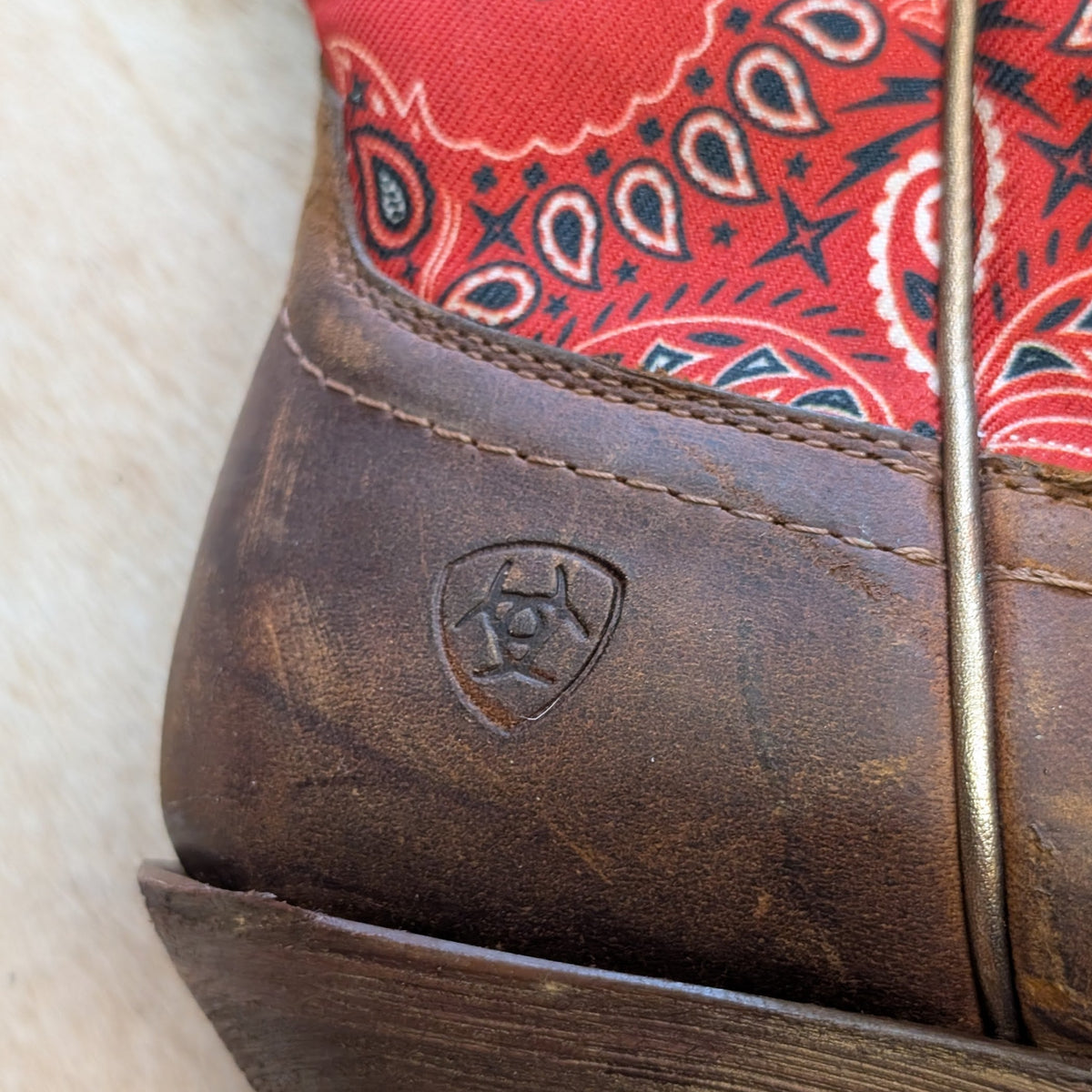 Ariat Brown And Red Bandana Print Square Toe Cowboy Boots Size 7