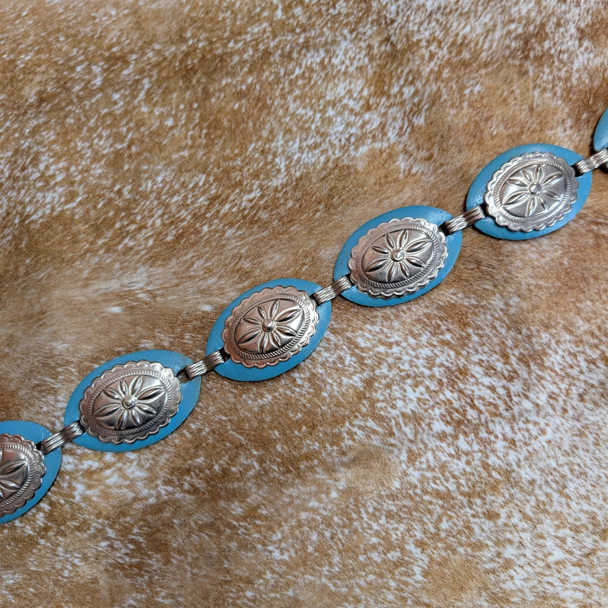 Vintage 1980s Turquoise Leather Concho Belt Size 32