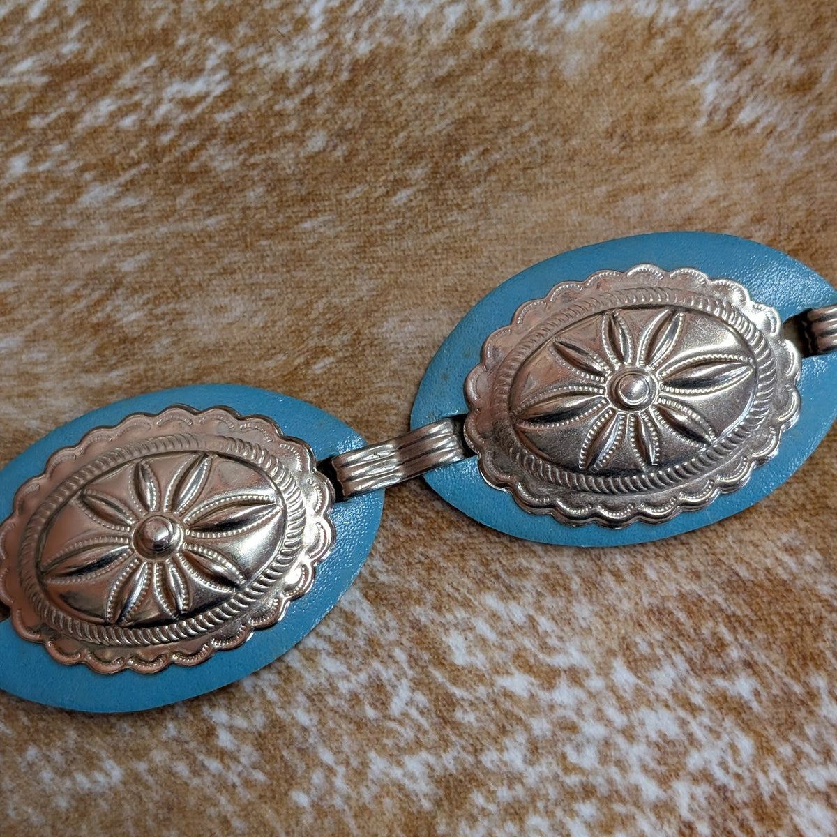Vintage 1980s Turquoise Leather Concho Belt Size 32