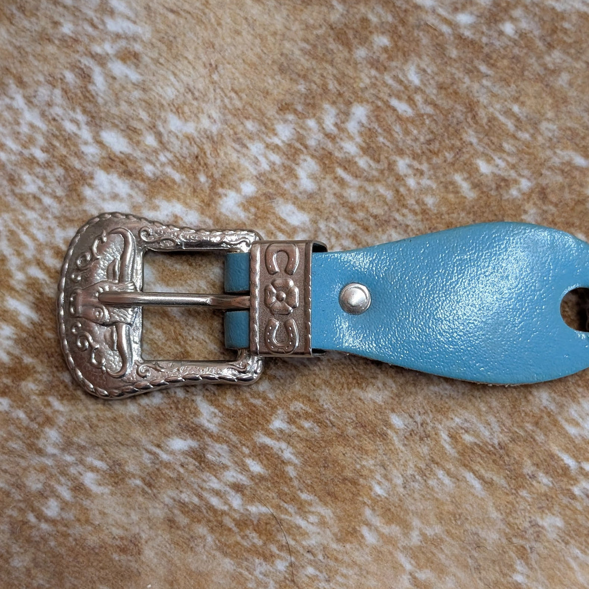 Vintage 1980s Turquoise Leather Concho Belt Size 32