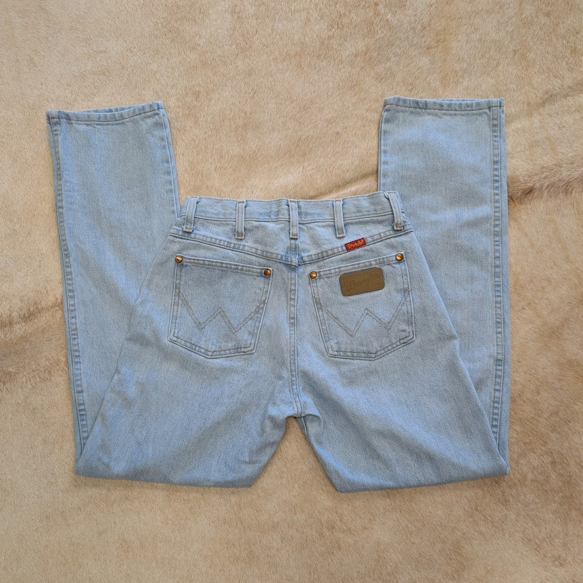 Wrangler High Rise Straight Leg Jeans Size 3