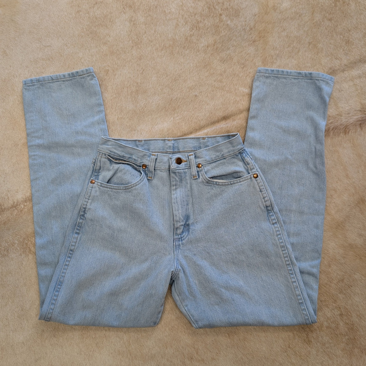 Wrangler High Rise Straight Leg Jeans Size 3