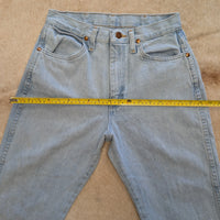 Wrangler High Rise Straight Leg Jeans Size 3