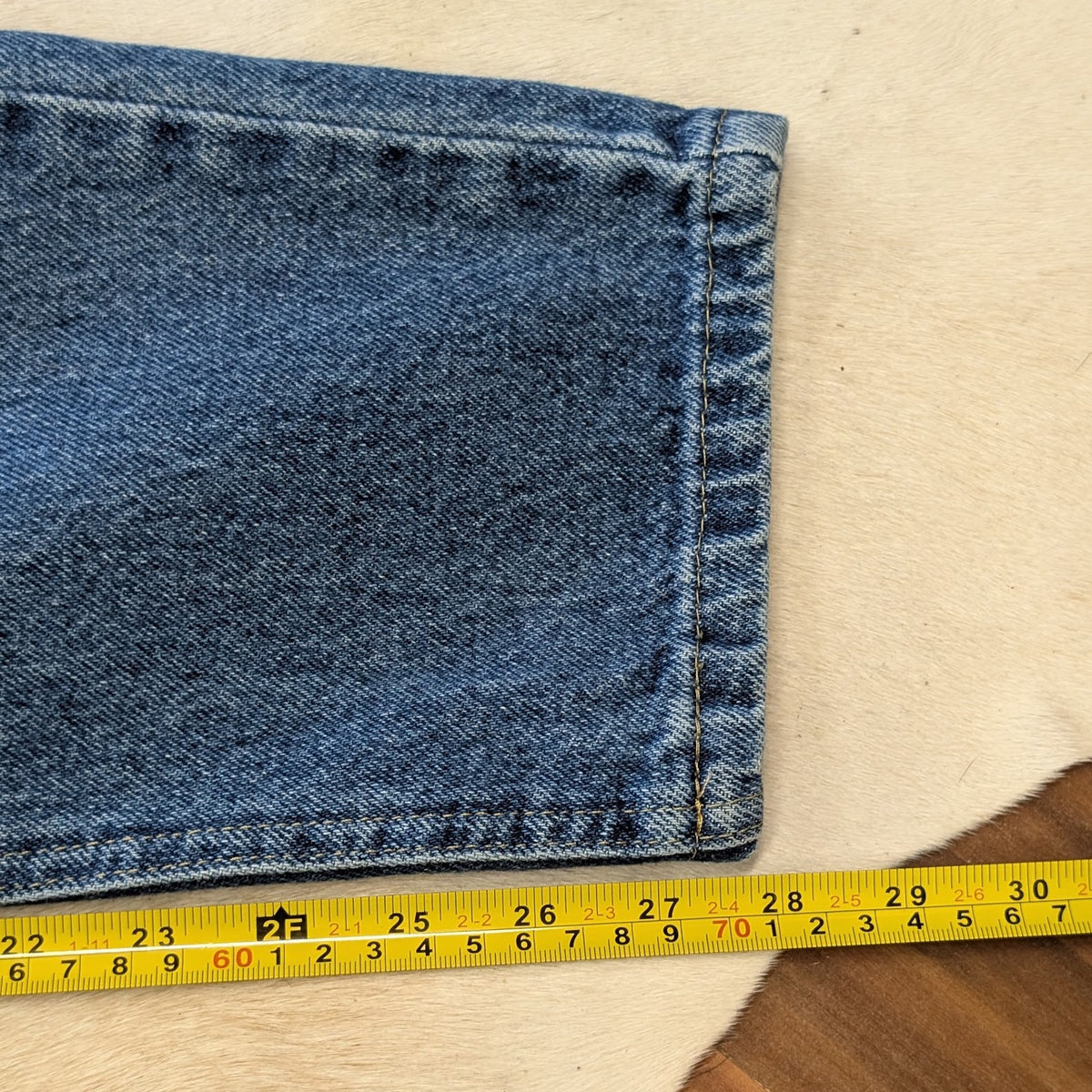 Vintage 1990s High Rise Mom Fit Straight Leg Lee Riders Jeans Size 6
