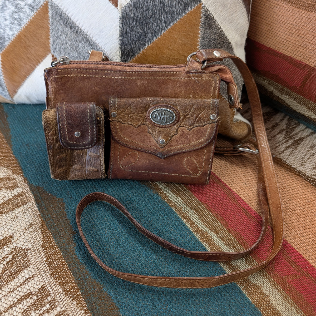 Brown Western Traditions Small Leather Crossbody Bag