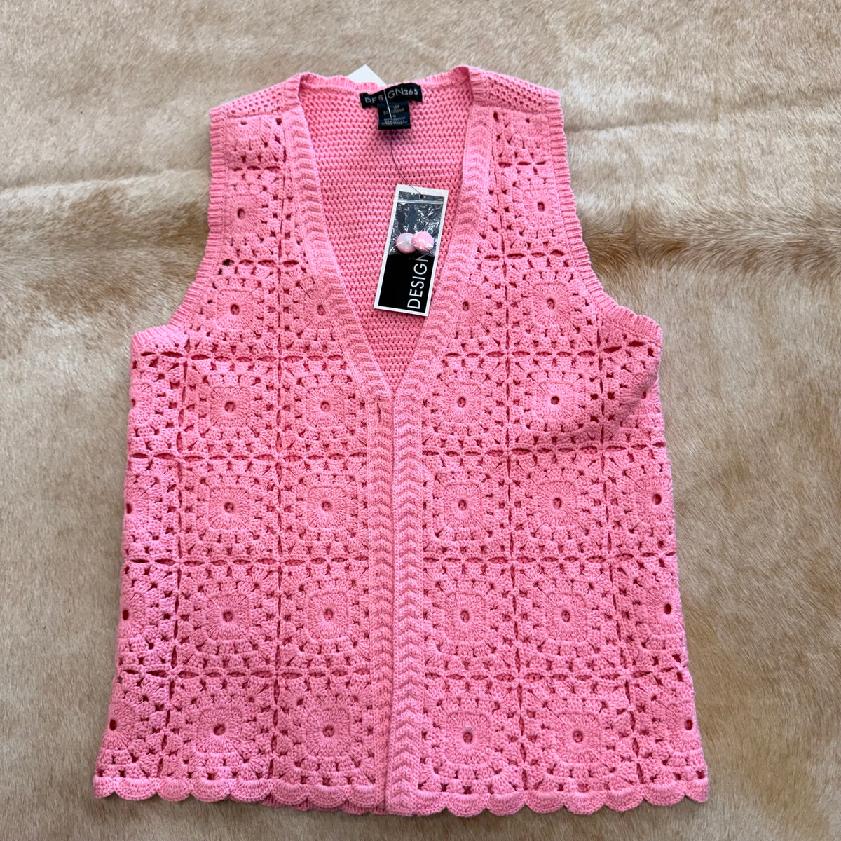 NWT Design 365 Pink Crochet Vest Size S