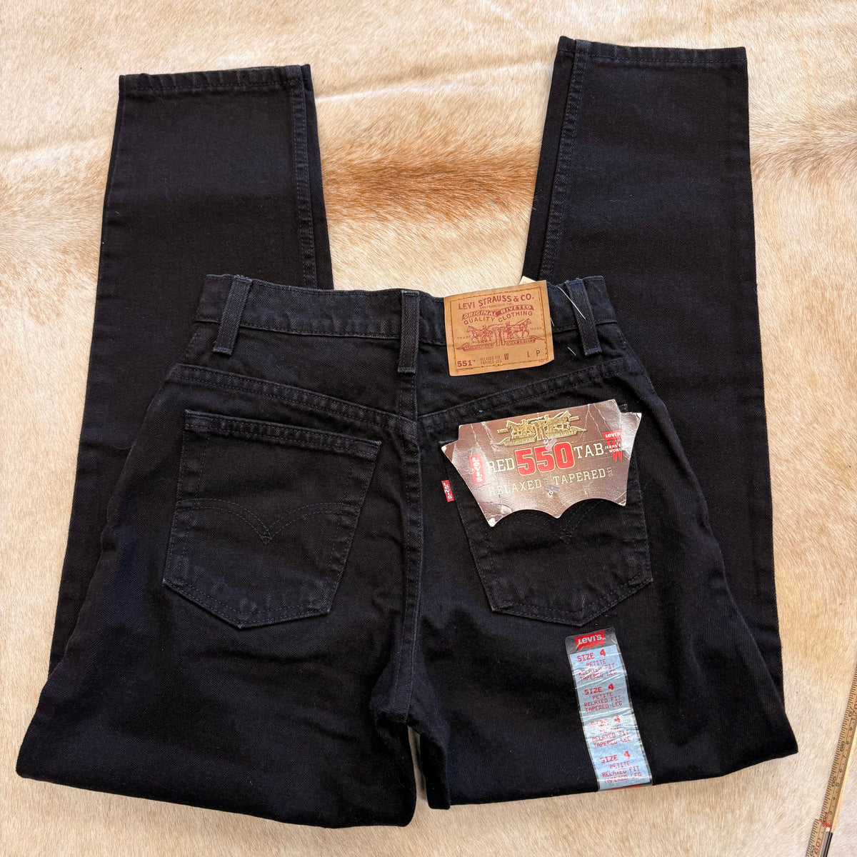 Vintage 1990s High Rise Deadstock Black Levis Jeans Size 4
