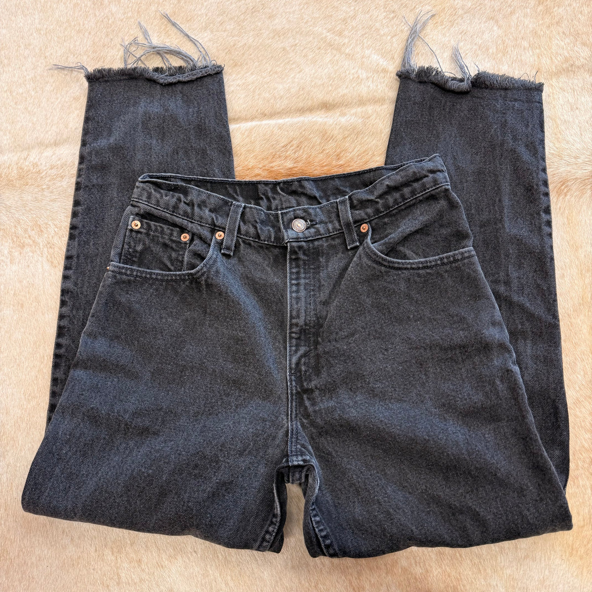 Vintage 1990s High Rise Black Levis Jeans Size 9