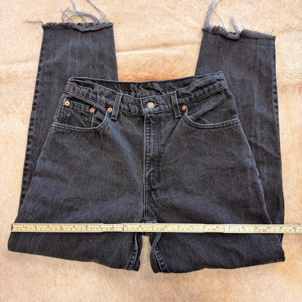 Vintage 1990s High Rise Black Levis Jeans Size 9