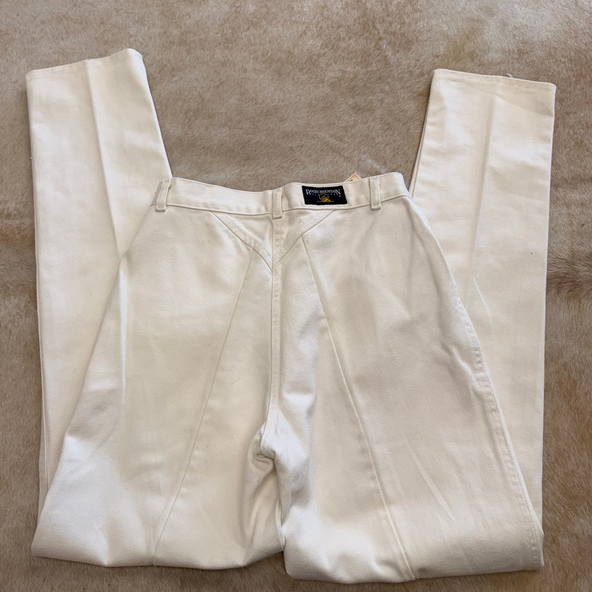 Vintage 1990s High Rise White Rocky Mountain Jeans Size 11