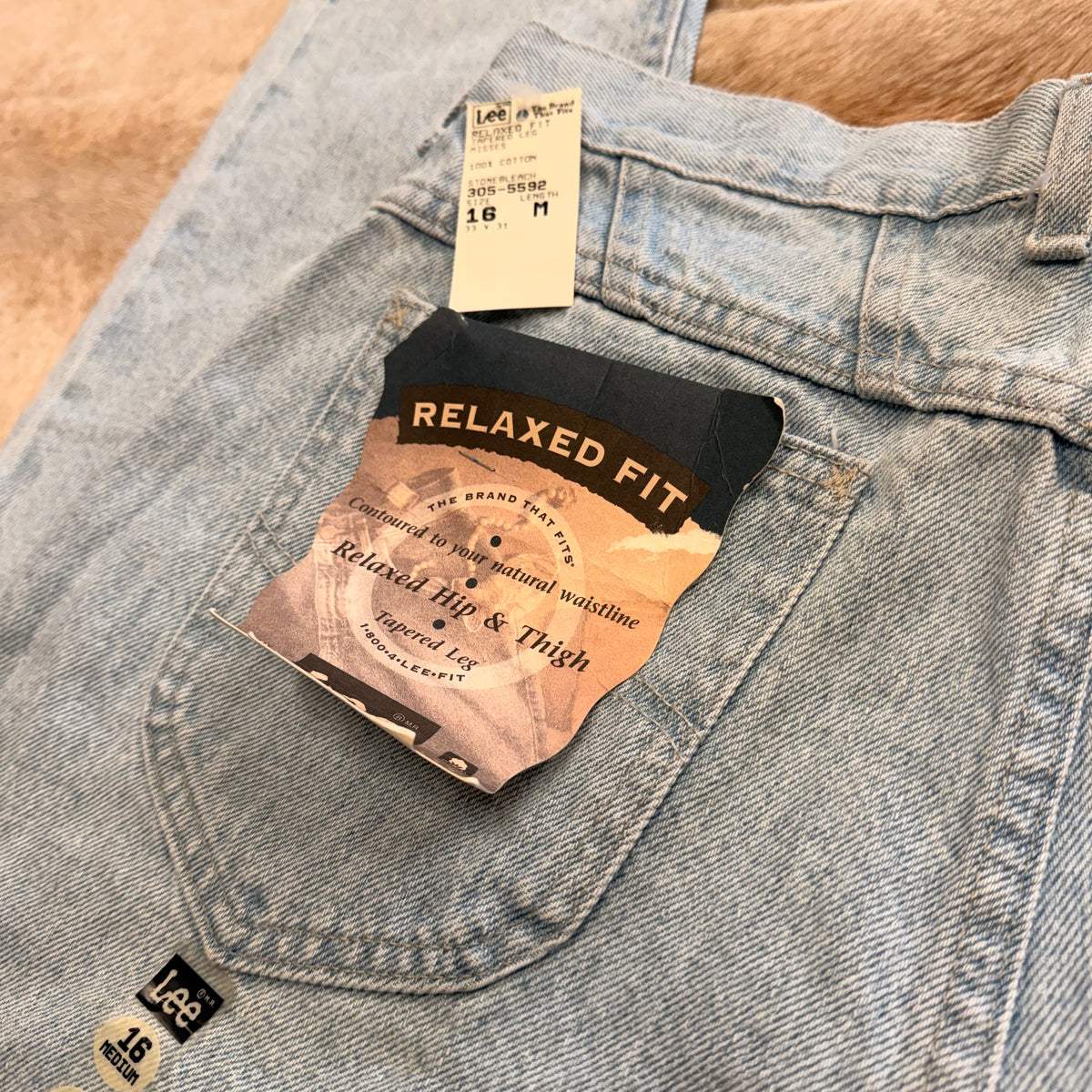 Deadstock Vintage 1990s Lee High Rise Jeans Size 16