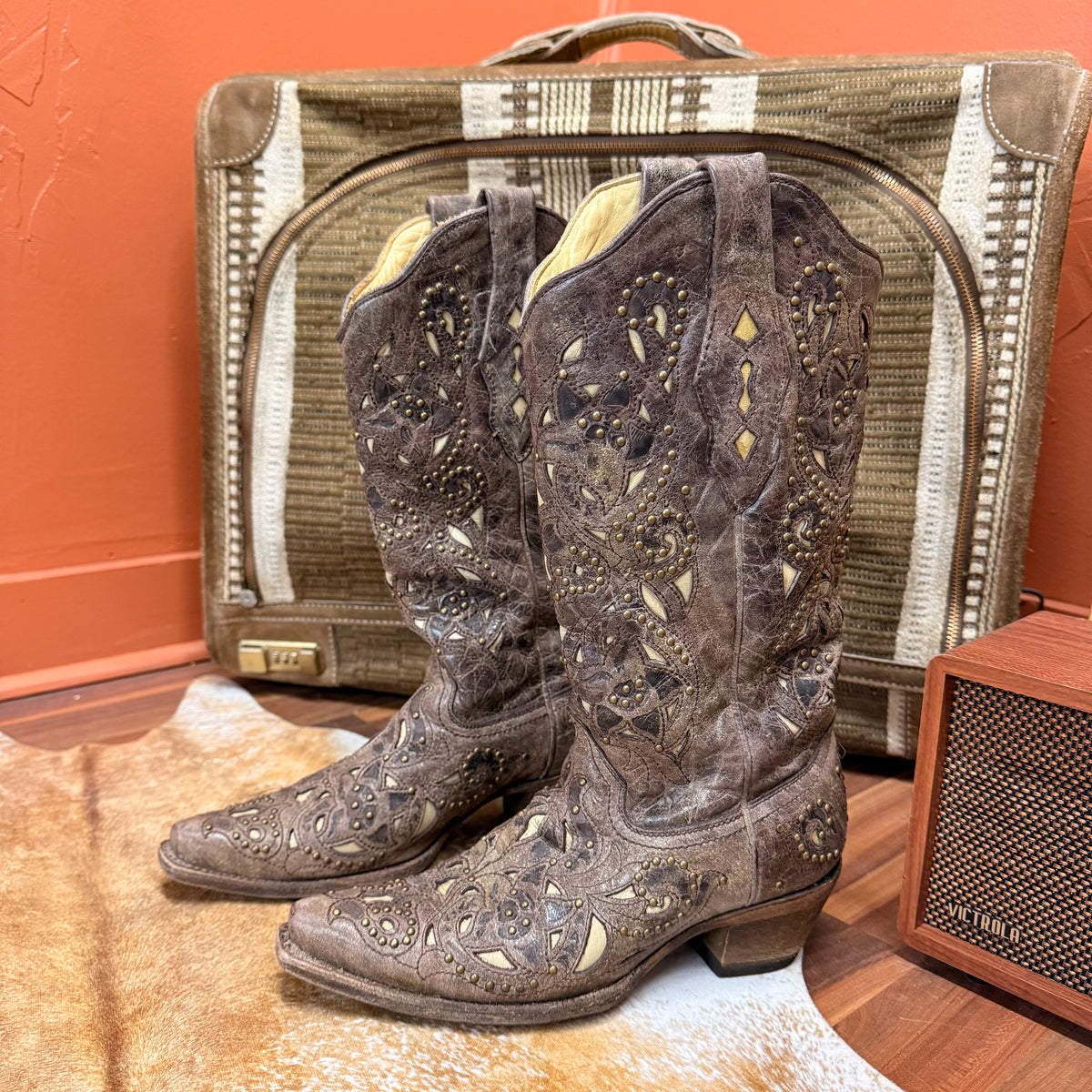 Brown Studded Corral Cowboy Boots Size 7