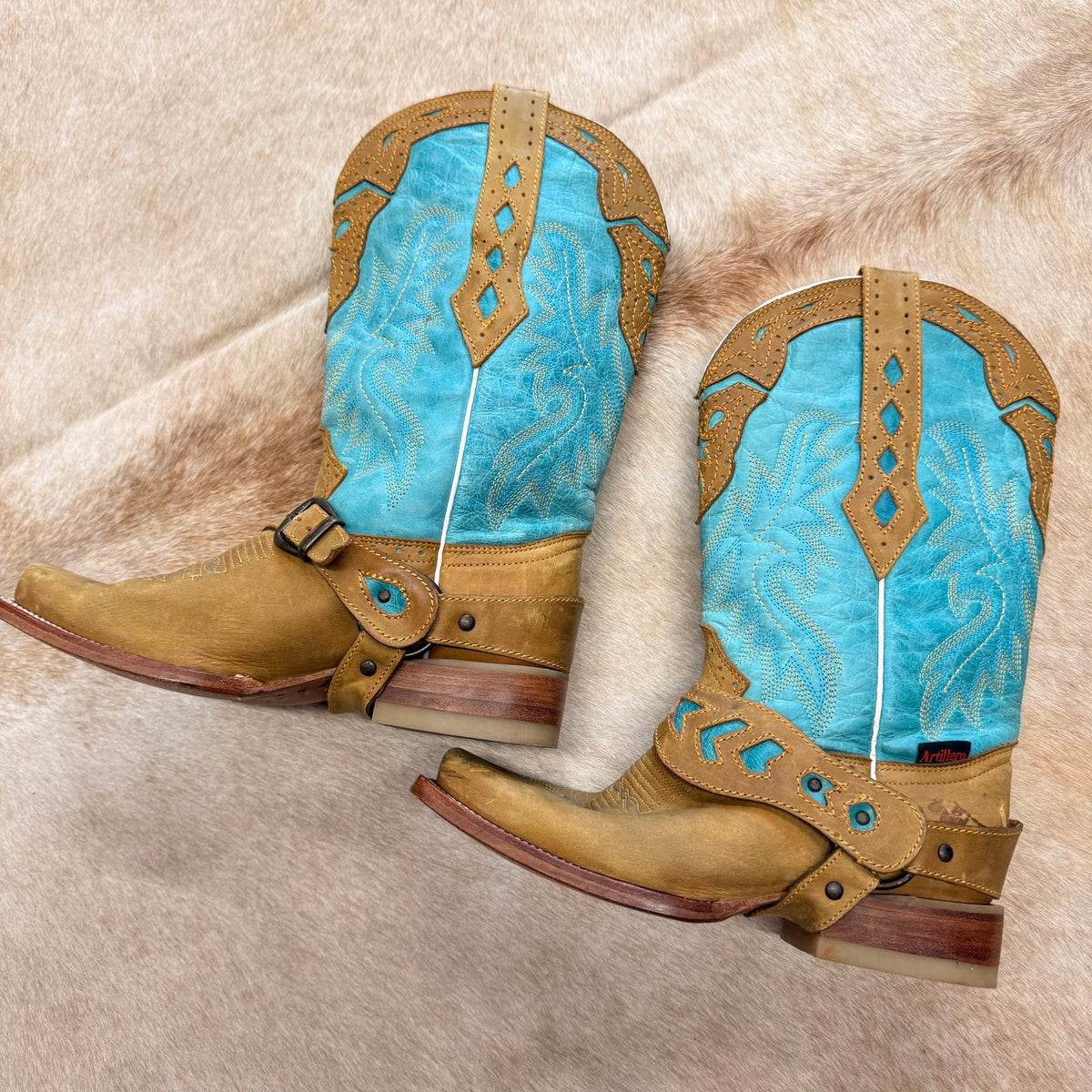Square Toe Tan And Teal Artillo Cowboy Boots Size 7