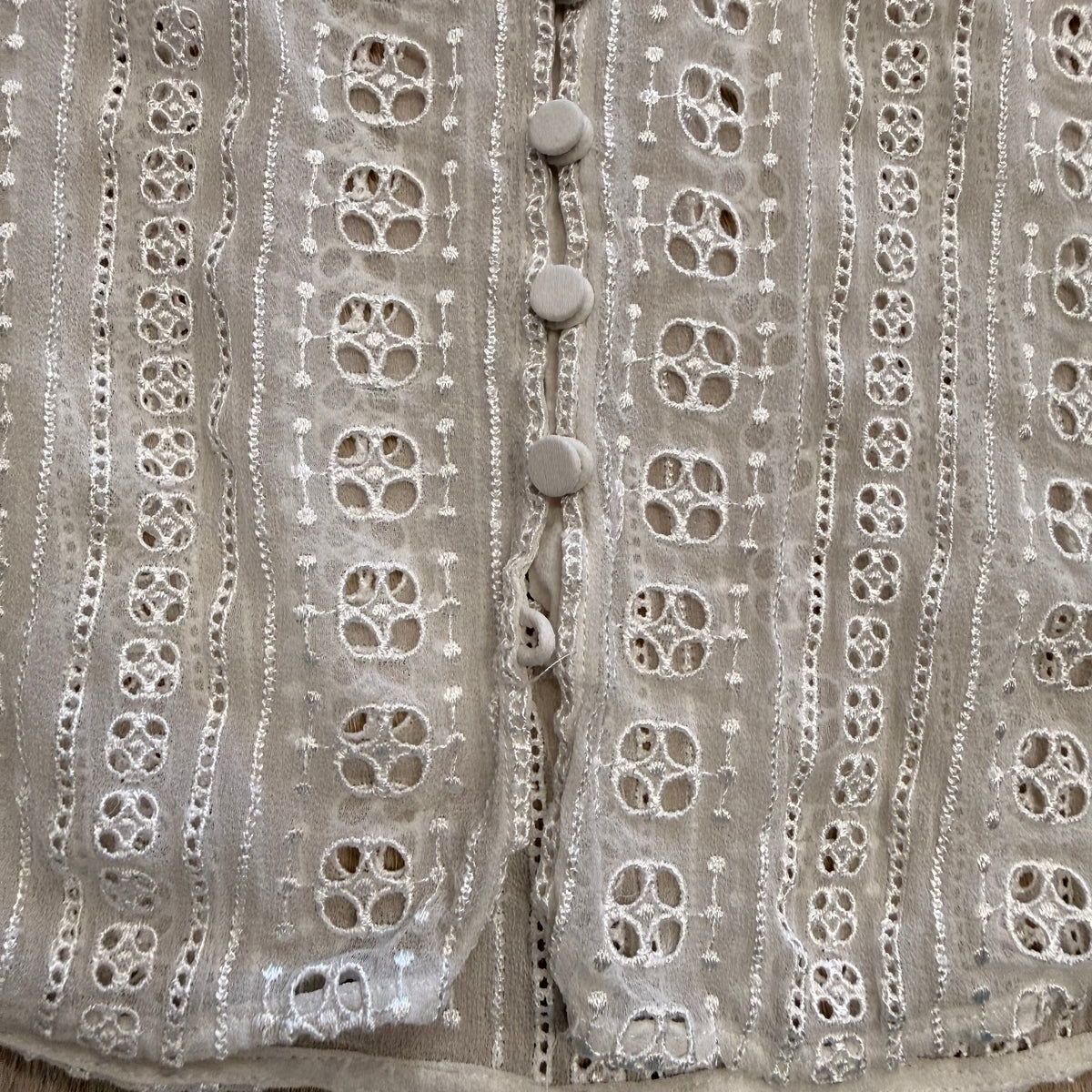 Vintage 1970s White Eyelet Blouse Size XS