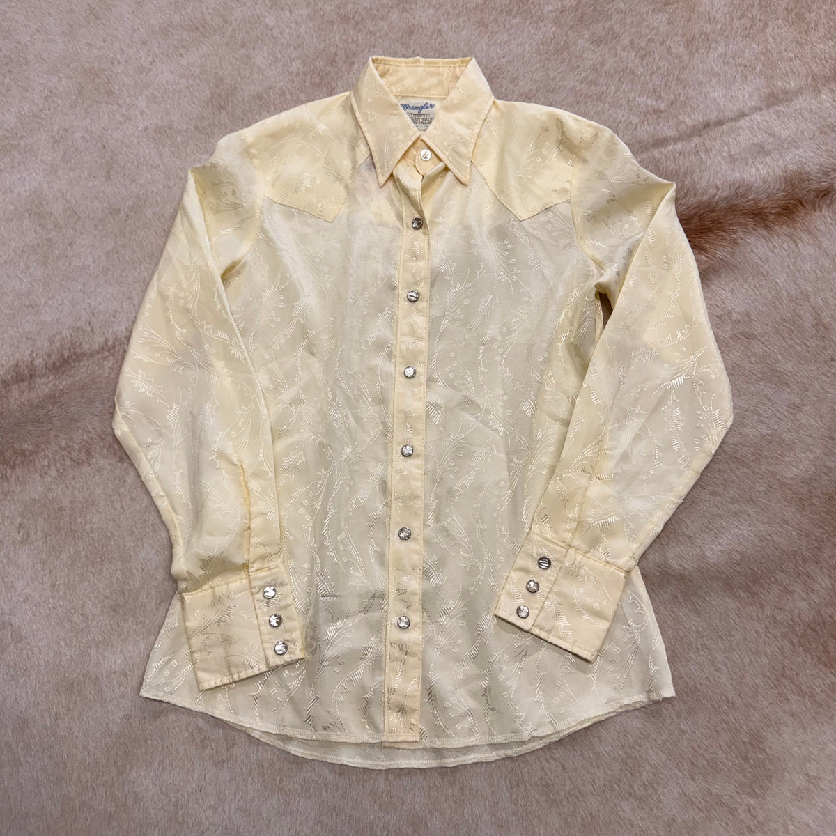 Vintage 1970s Cream Pearl Snap Wrangler Shirt Size XS