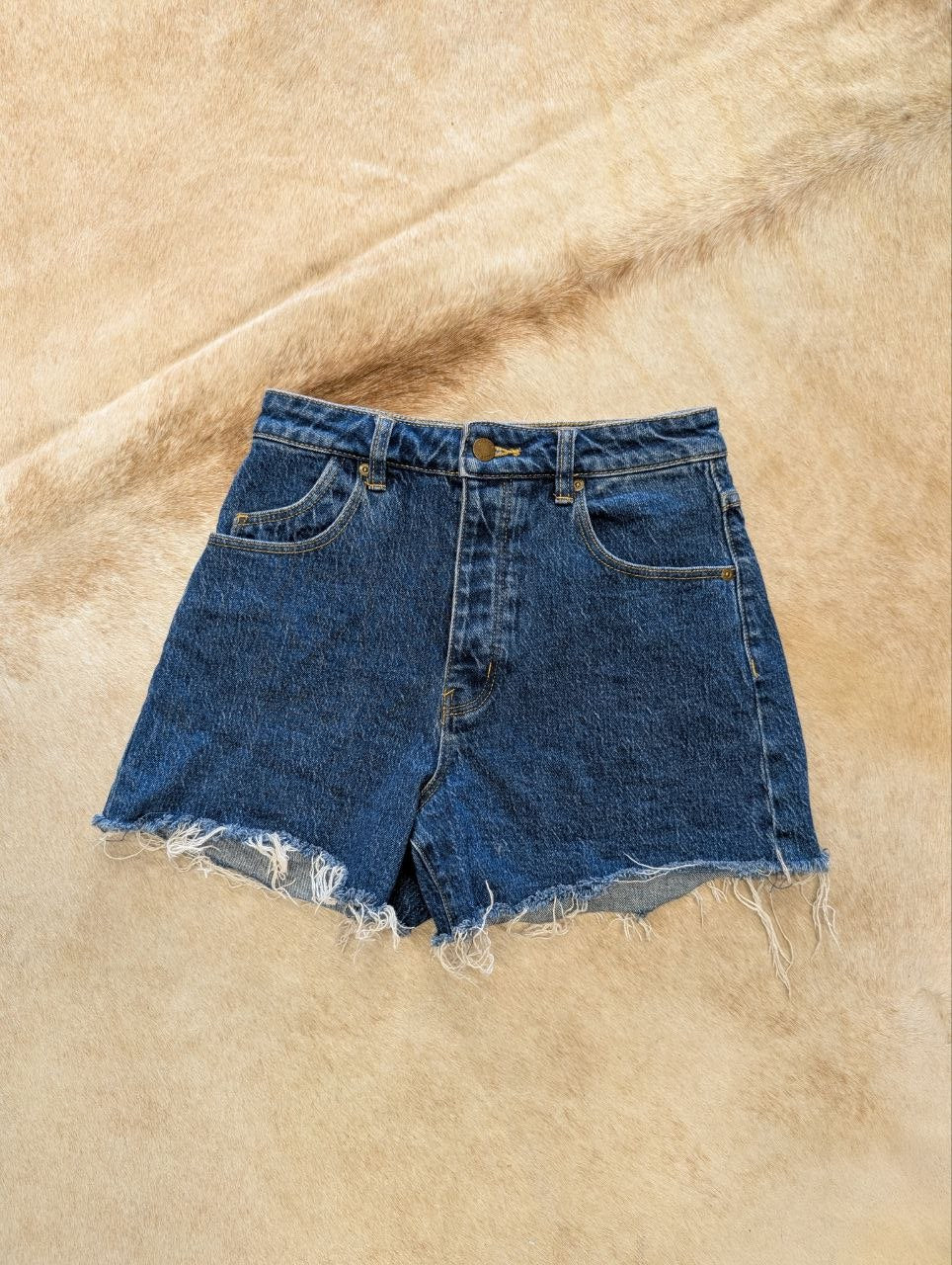 Rollas High Rise 4 Button Shorts Size 26