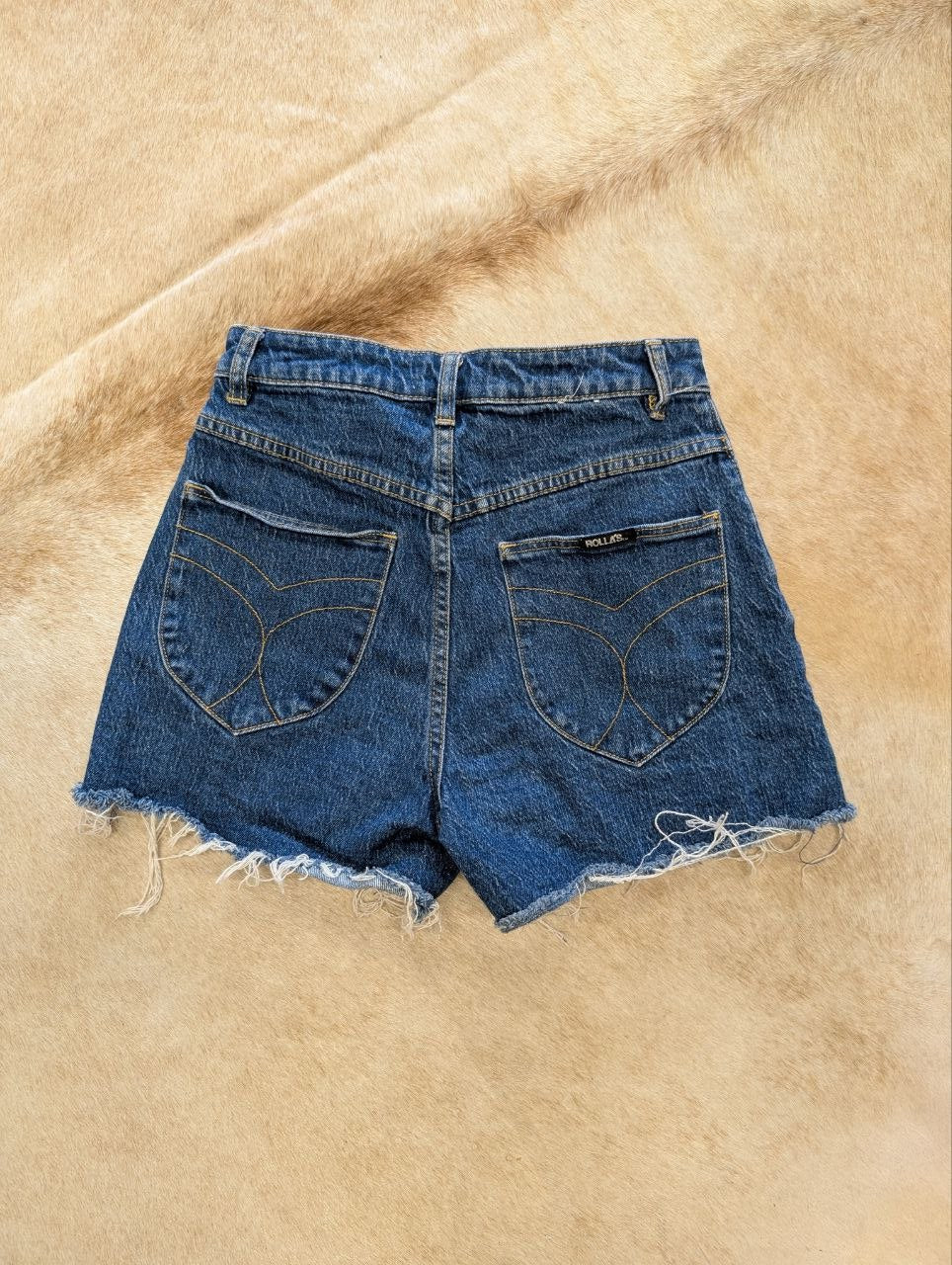 Rollas High Rise 4 Button Shorts Size 26