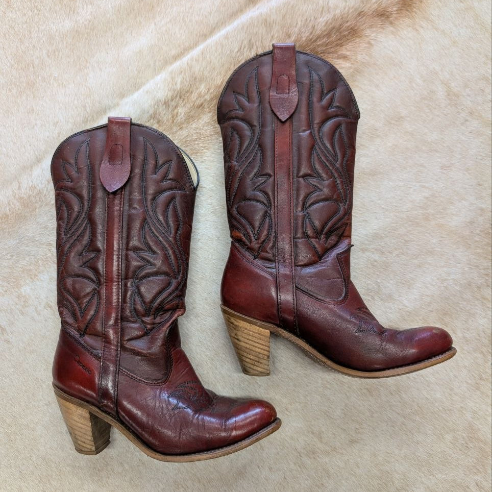 Vintage 1980s Oxblood Capezio Heeled Cowboy Boots Size 7.5M