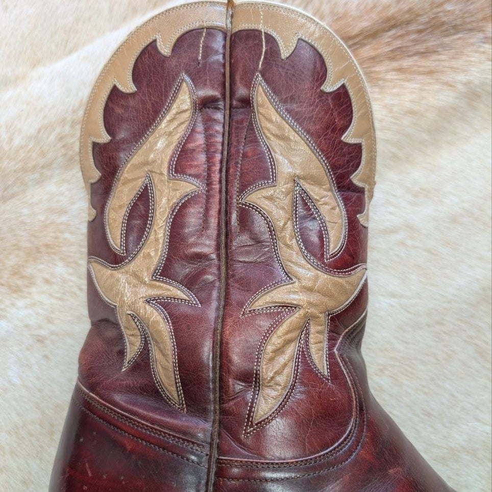Vintage 1970s Oxblood Nocona Cowboy Boots Size 8