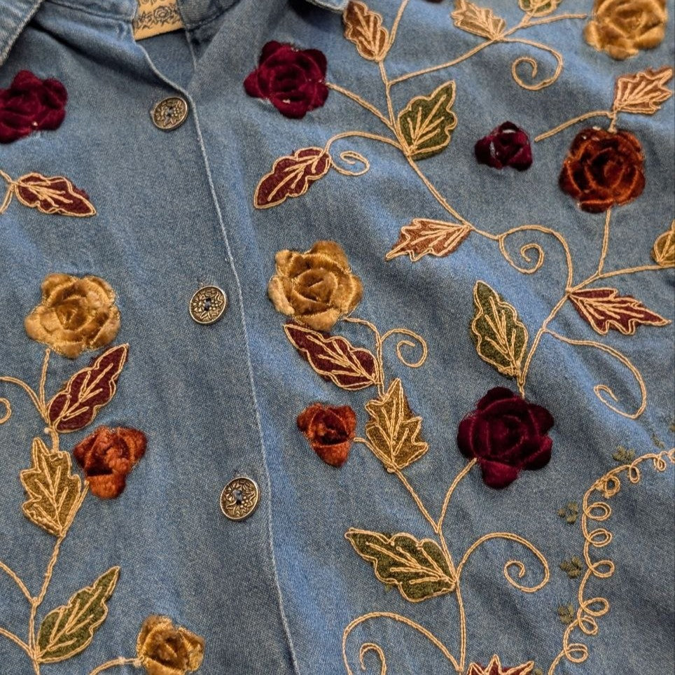 Vintage 1990s Tantrum Denim Embroidered Shirt Size S